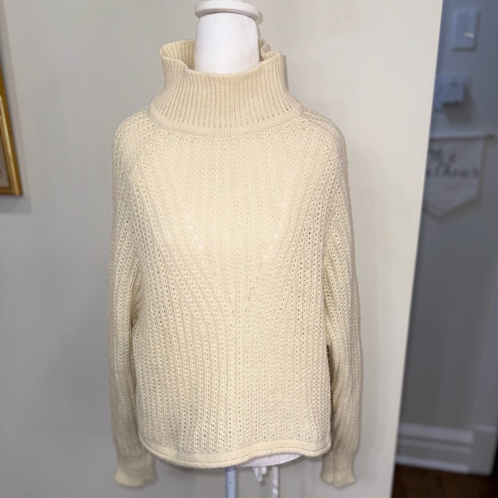 Altar’d state Cream Knit mock neck Sweater L